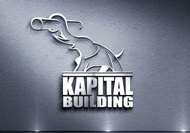 На фотографии разработаное имя строительной компании Kapital Building